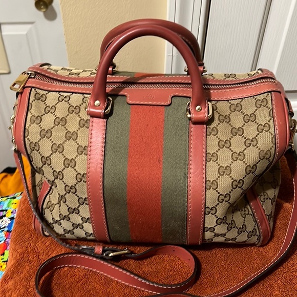 Authentic Gucci Bag - Picture 7 of 9